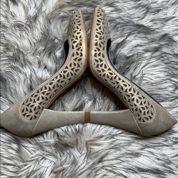 French Connection Cut Out Gray Shimmer Pump High Heel Shoes sz 10 - Picture 3 of 7